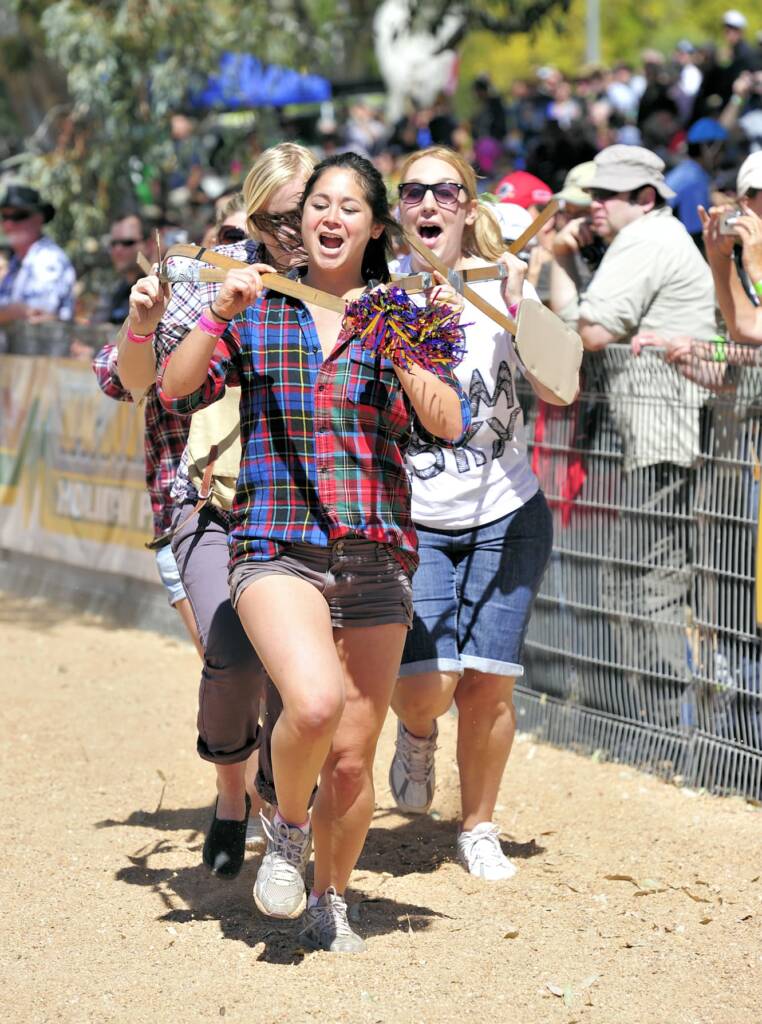 Henley on Todd Regatta