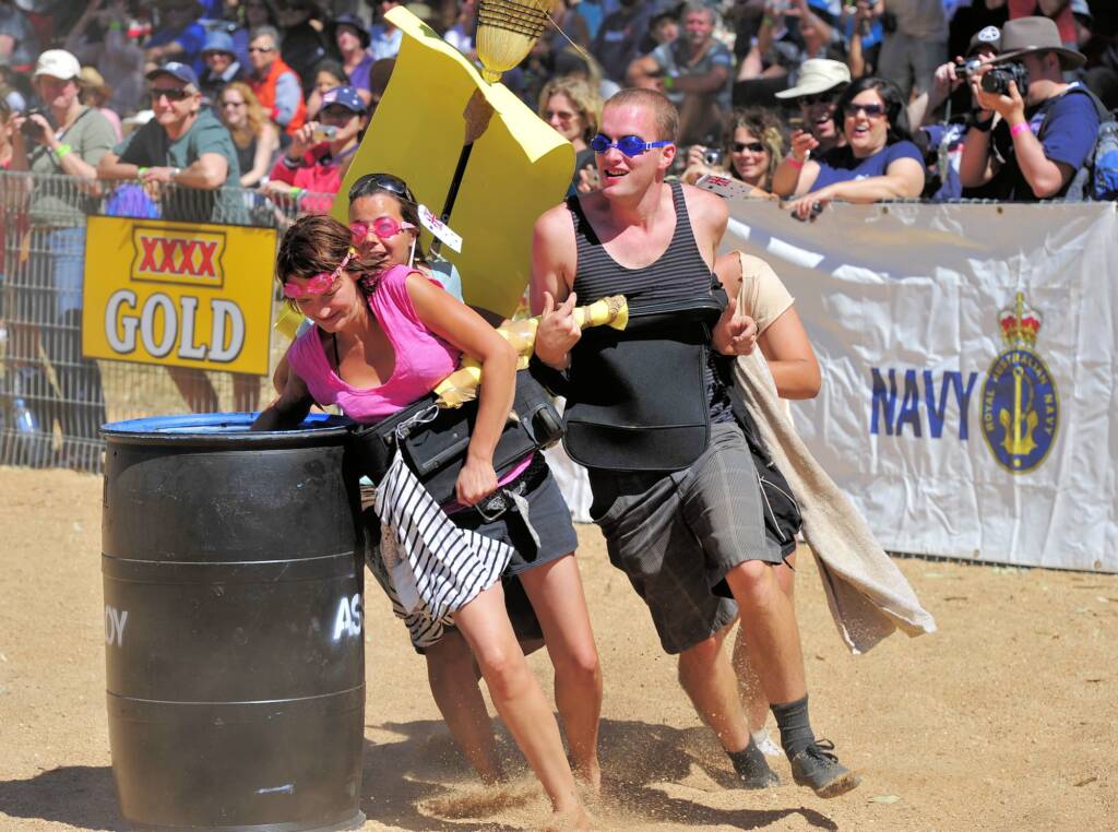 Henley on Todd Regatta