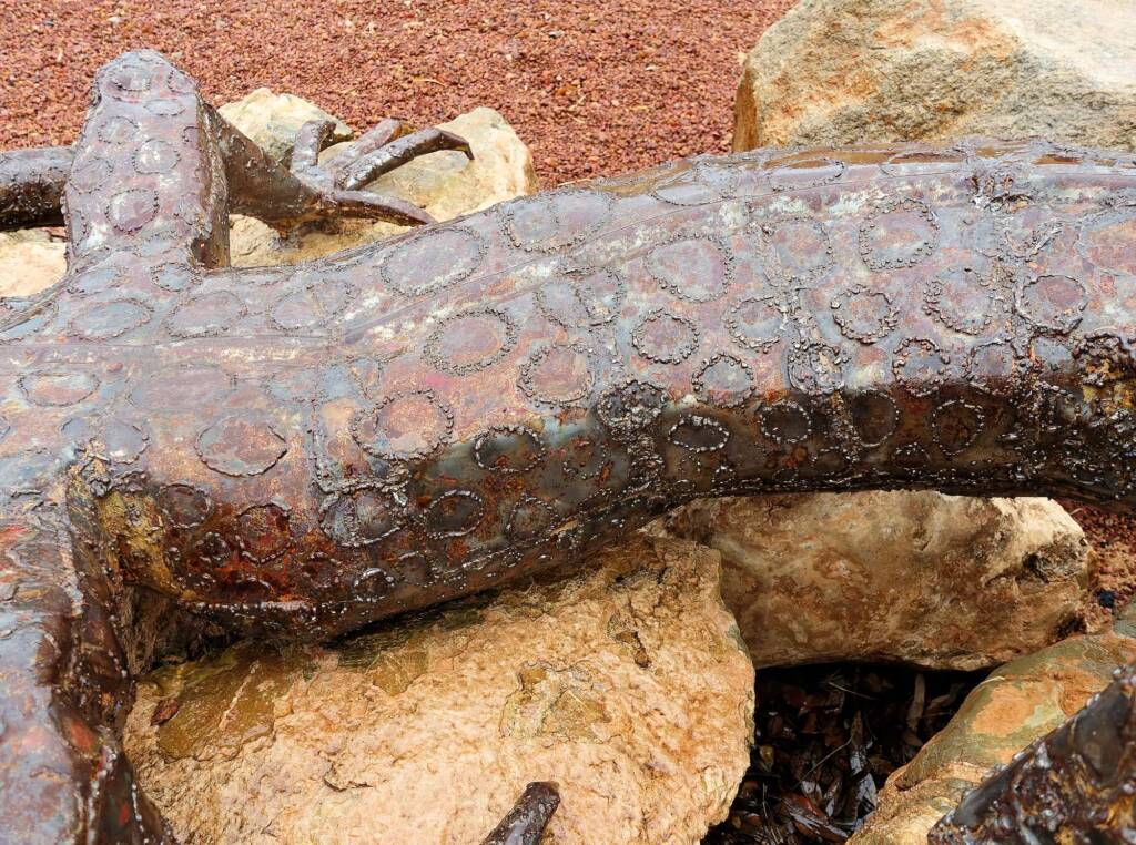 Closeup of the Perentie sculpture by Artist Dan Murphy, 26 March, 2015