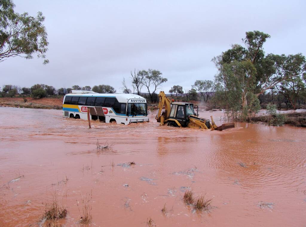 Coach tour, Central Australia