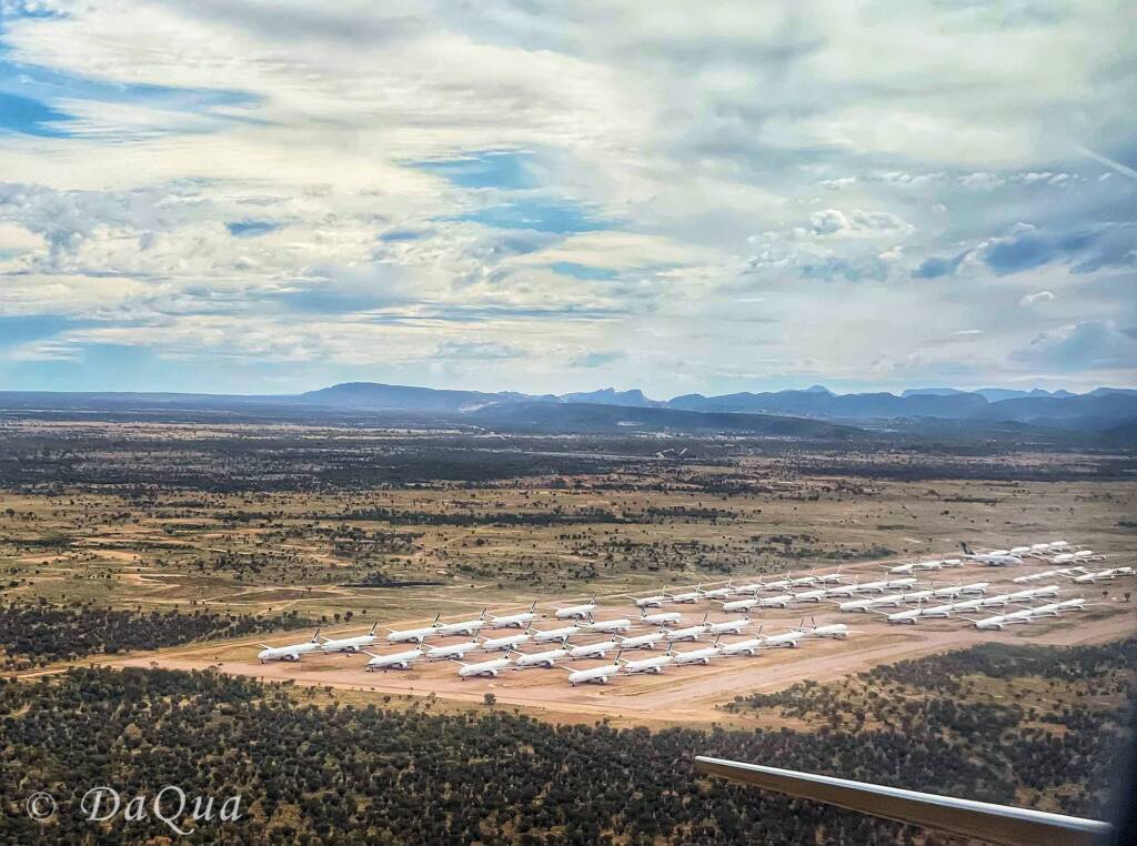 Aircrafts at Alice by DaQua