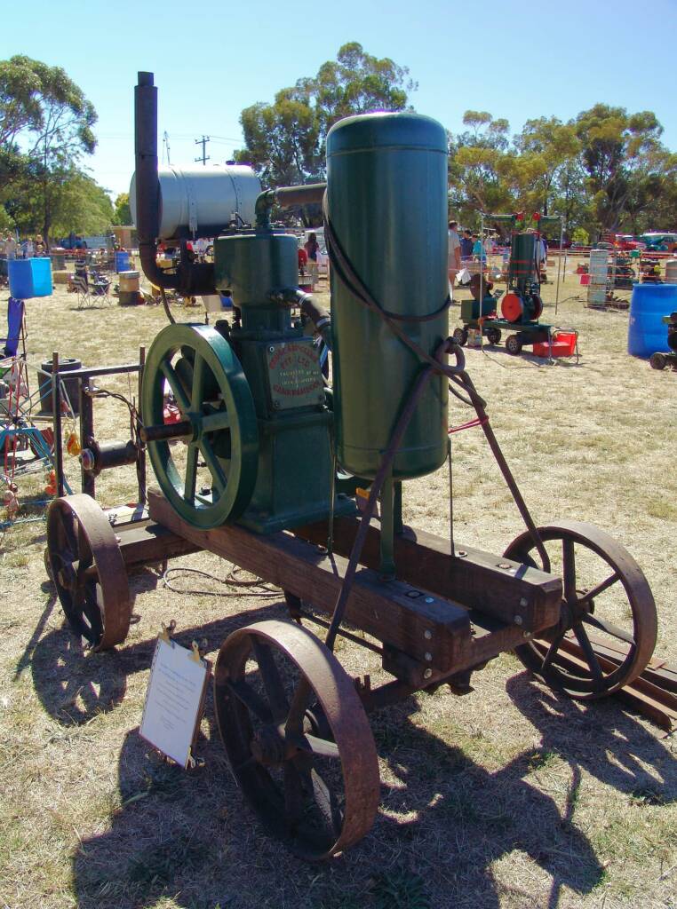 Southern Cross Portable Pumper Unit (Circa 1930)