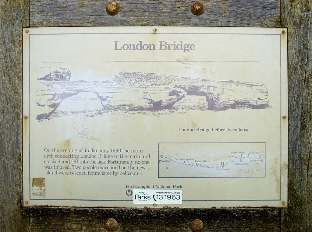 London Bridge signage, Great Ocean Road, VIC