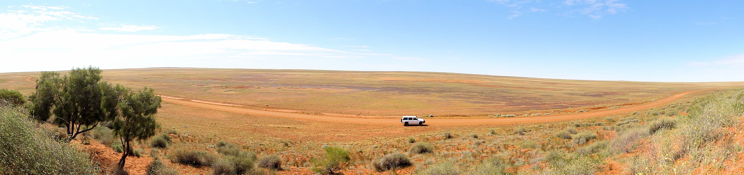 View down to the Binns Track from the sand dunes