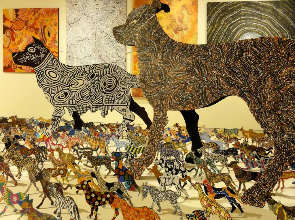 Maliki ngulalu ngurrju-manu - Art Centre- la Warlukurlangurla by the Warlukurlangu Collaborative