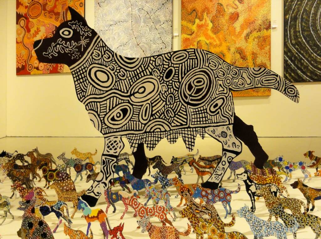 Maliki ngulalu ngurrju-manu - Art Centre- la Warlukurlangurla by the Warlukurlangu Collaborative