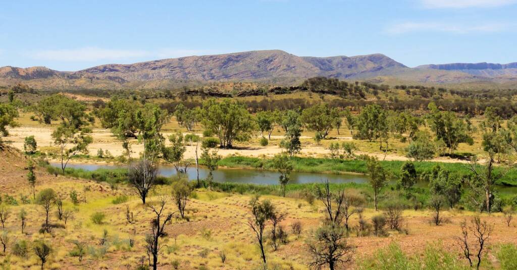 View from Mount Sonder Lookout across the Finke River