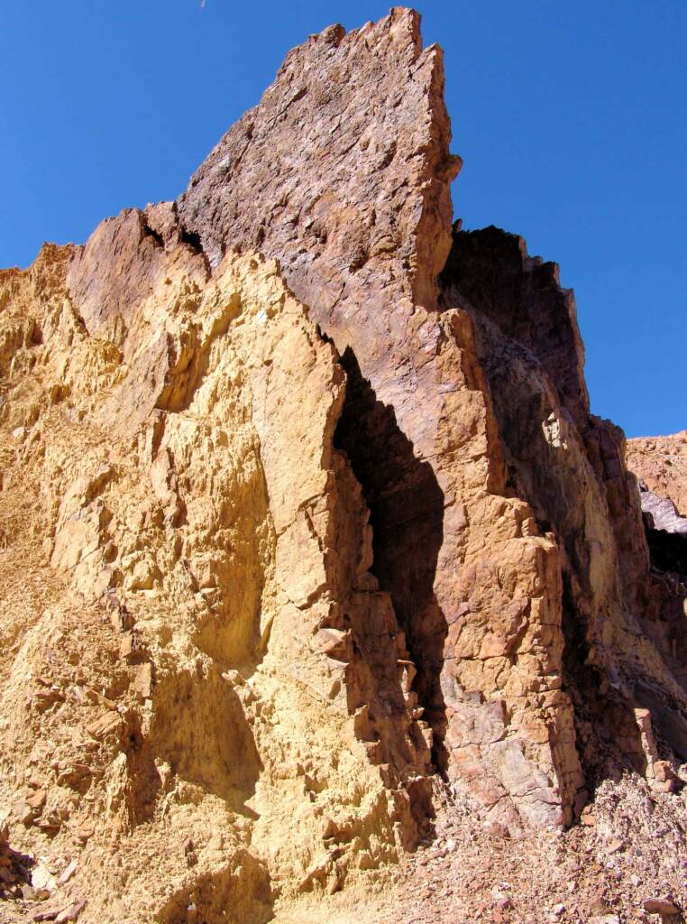Ochre Pits, West MacDonnell Ranges, Central Australia