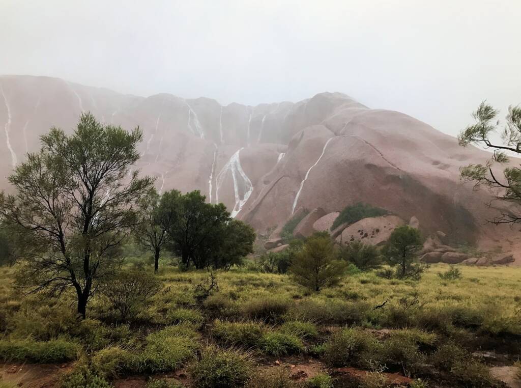 The 1% Club at Uluru (rain and waterfalls on the Rock)