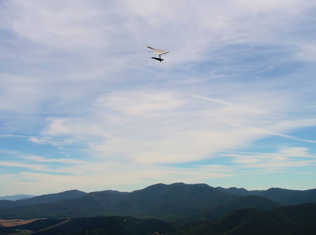 Hang-gliding from Mystic at Bright, VIC