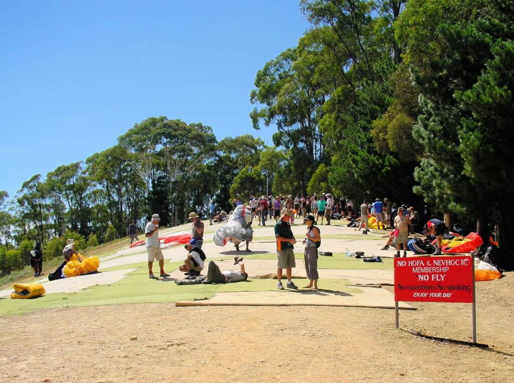 Paragliding from Mystic at Bright, VIC
