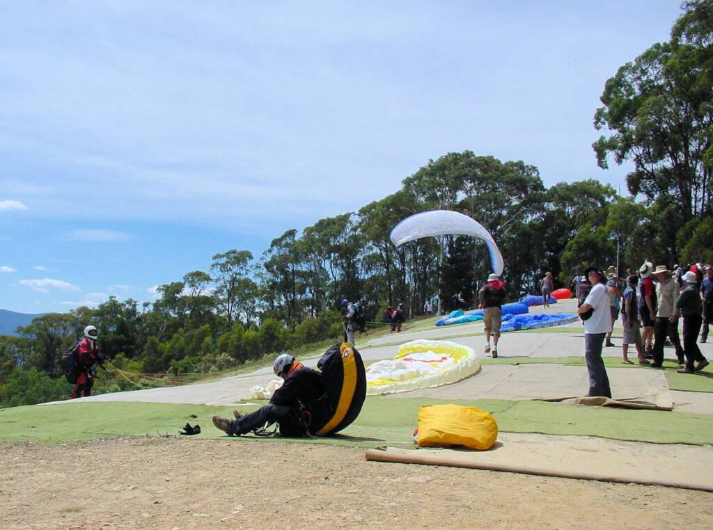Paragliding from Mystic at Bright, VIC
