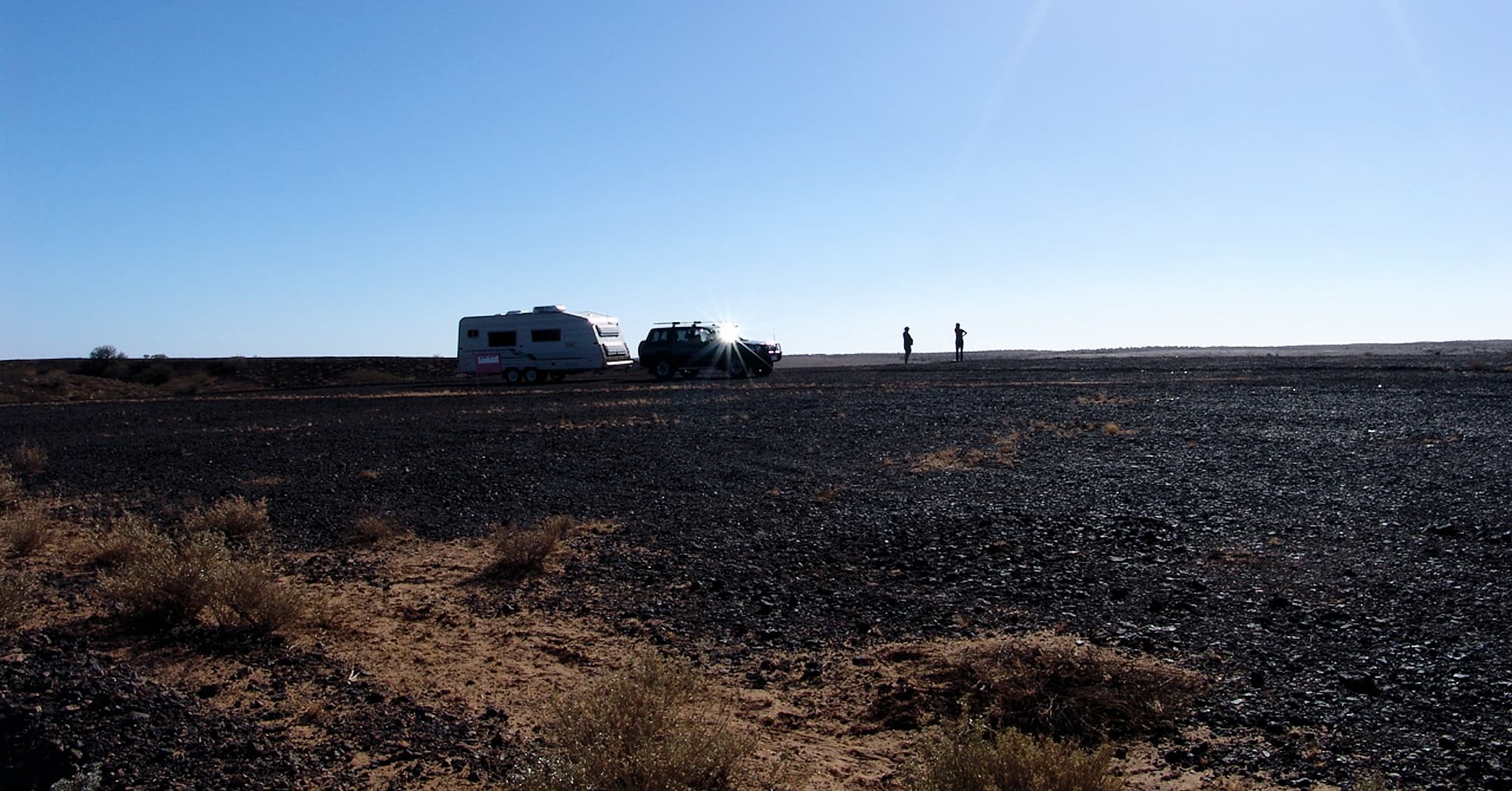 The gibber plains - on route from William Creek to Dalhousie