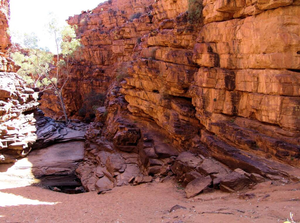 John Hayes Rockhole, Trephina Gorge