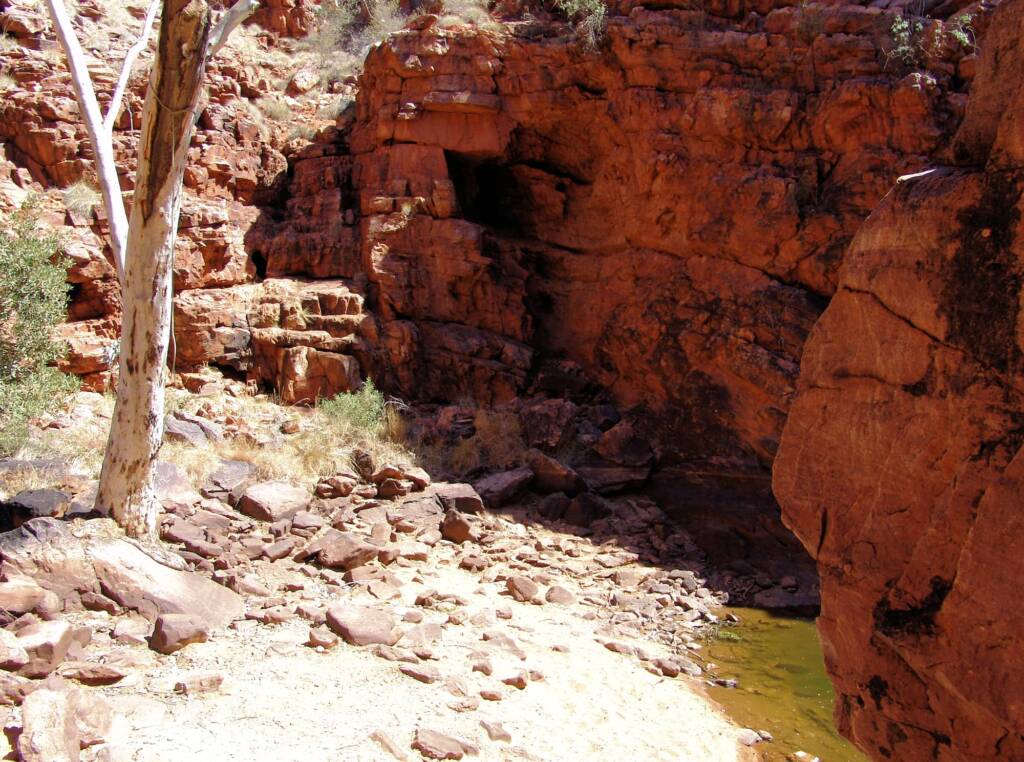 John Hayes Rockhole, Trephina Gorge