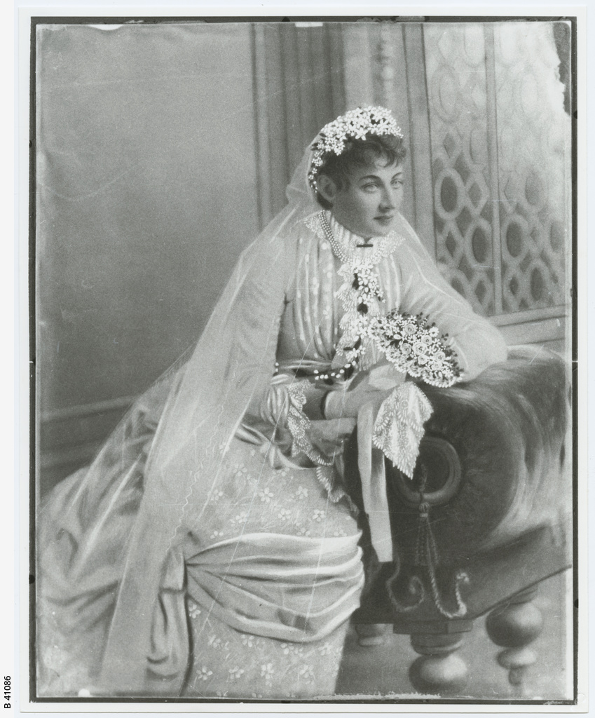 Lady Alice Todd (B 41086)