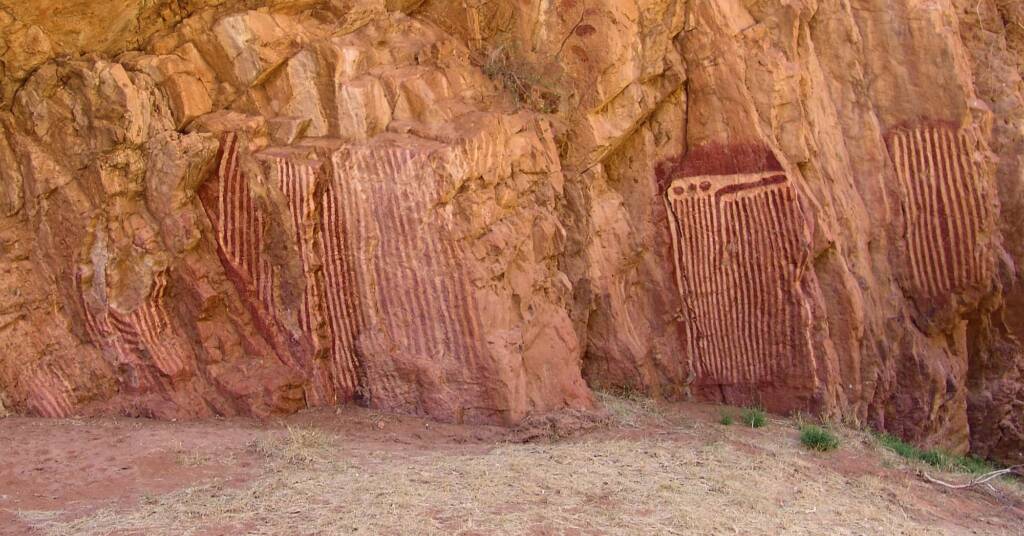 Rock art at Emily Gap (Emily and Jessie Gaps Nature Park), East MacDonnell Ranges