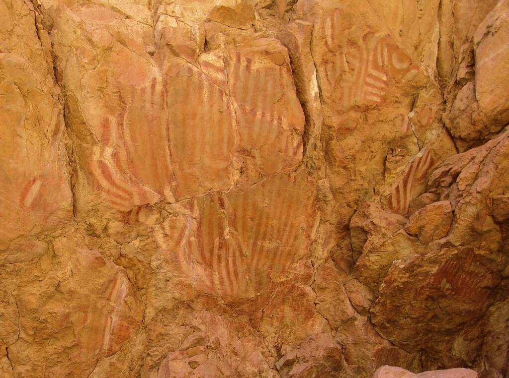 Rock art at Emily Gap (Emily and Jessie Gaps Nature Park), East MacDonnell Ranges
