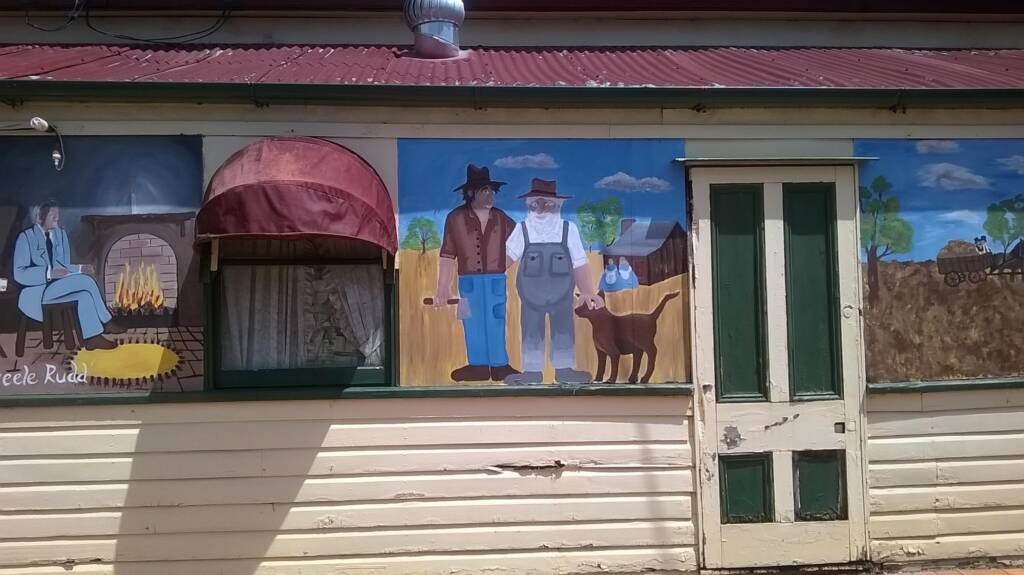Rudds Pub at Nobby (near Toowoomba) where we found Hylaeus (Euprosopoides) ruficeps ruficeps © Marc Newman
