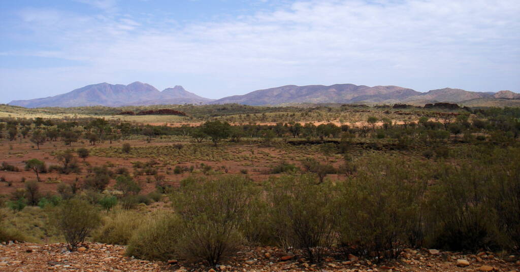 Mount Sonder / Rwetyepme, West MacDonnell Ranges © Greg Sully
