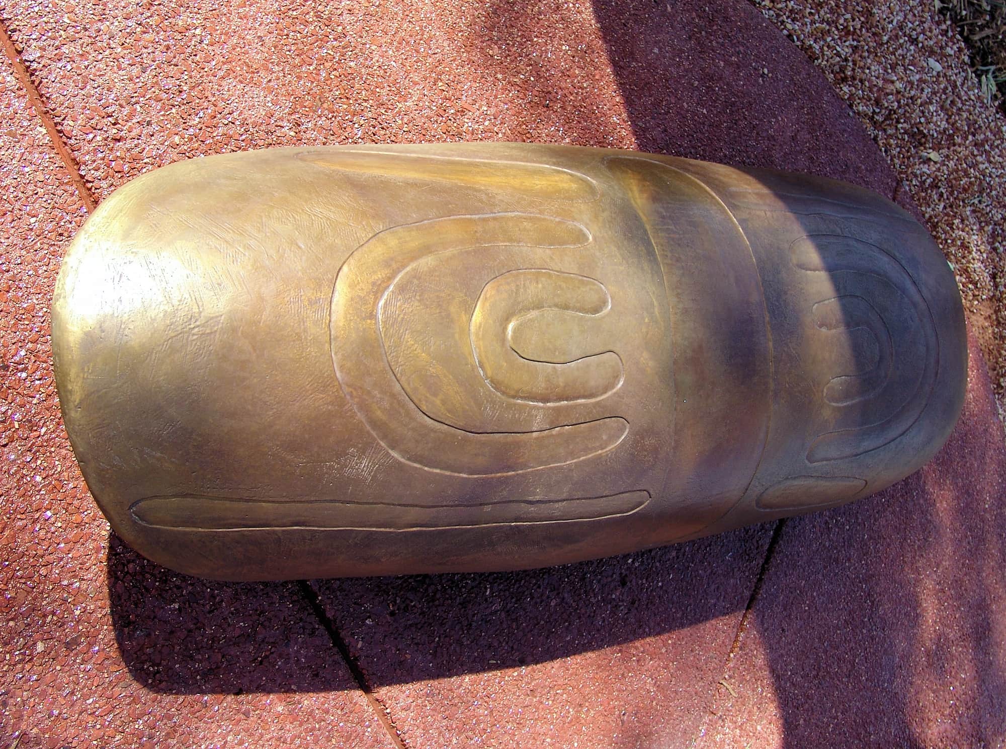Coolamon - Arrernte language: Arrernelhyaye - Translation: 'come, sit, be'