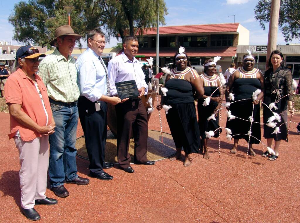 From left to right: Barb Satour, Geoff Miers, Damien Ryan, Karl Hampton, Marie Ellis, Teresa Davis, Roseanne Ellis and Julie Squires.