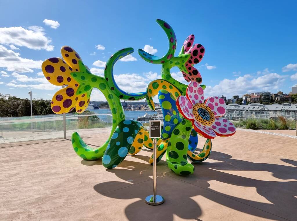 Flowers that Bloom in the Cosmos 2022, artist Yayoi Kusama