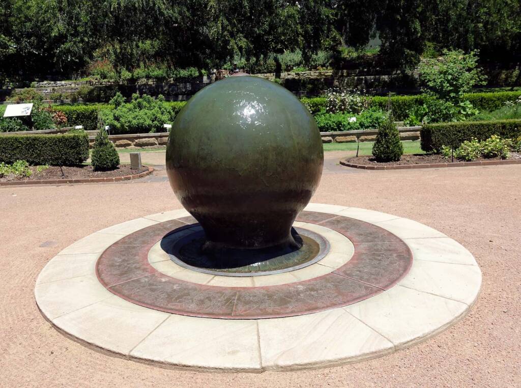 Sensory Fountain, artist Tim Jones, Art Foundry (Elphinstone, VIC), Royal Botanic Garden Sydney NSW