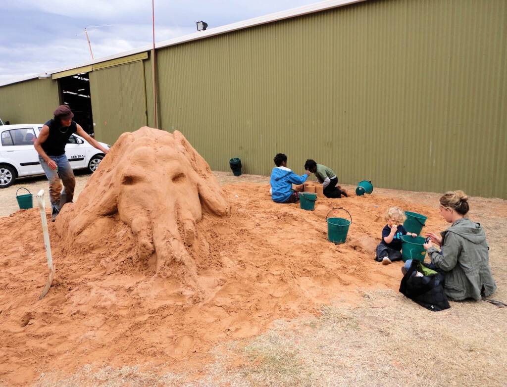 Sand Sculpting at the Alice Springs Show 2011