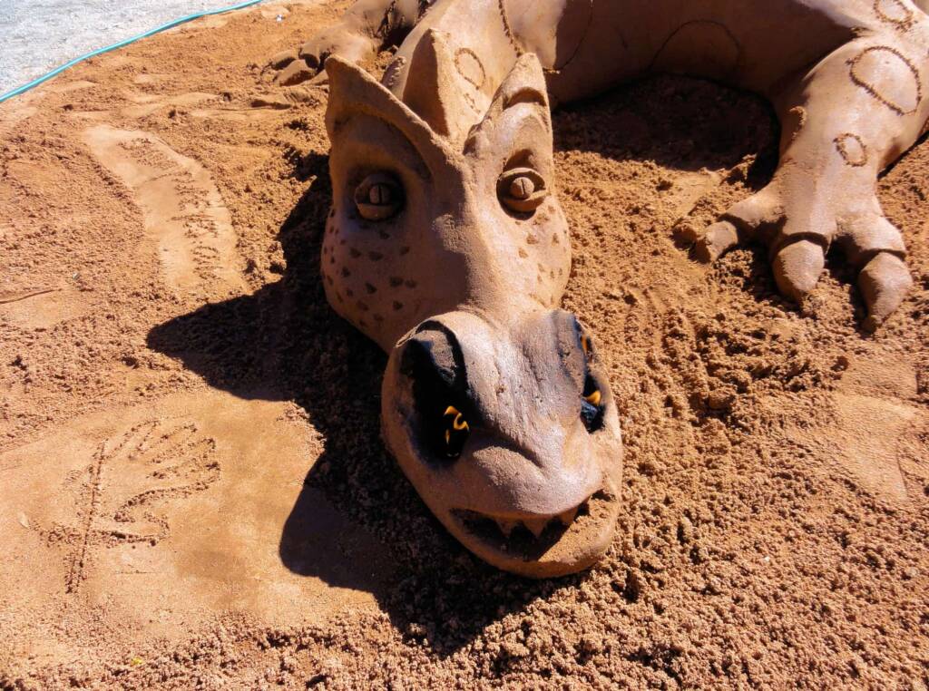 Sand Sculpting by sandinyoureyes.com at the Alice Springs Show 2015