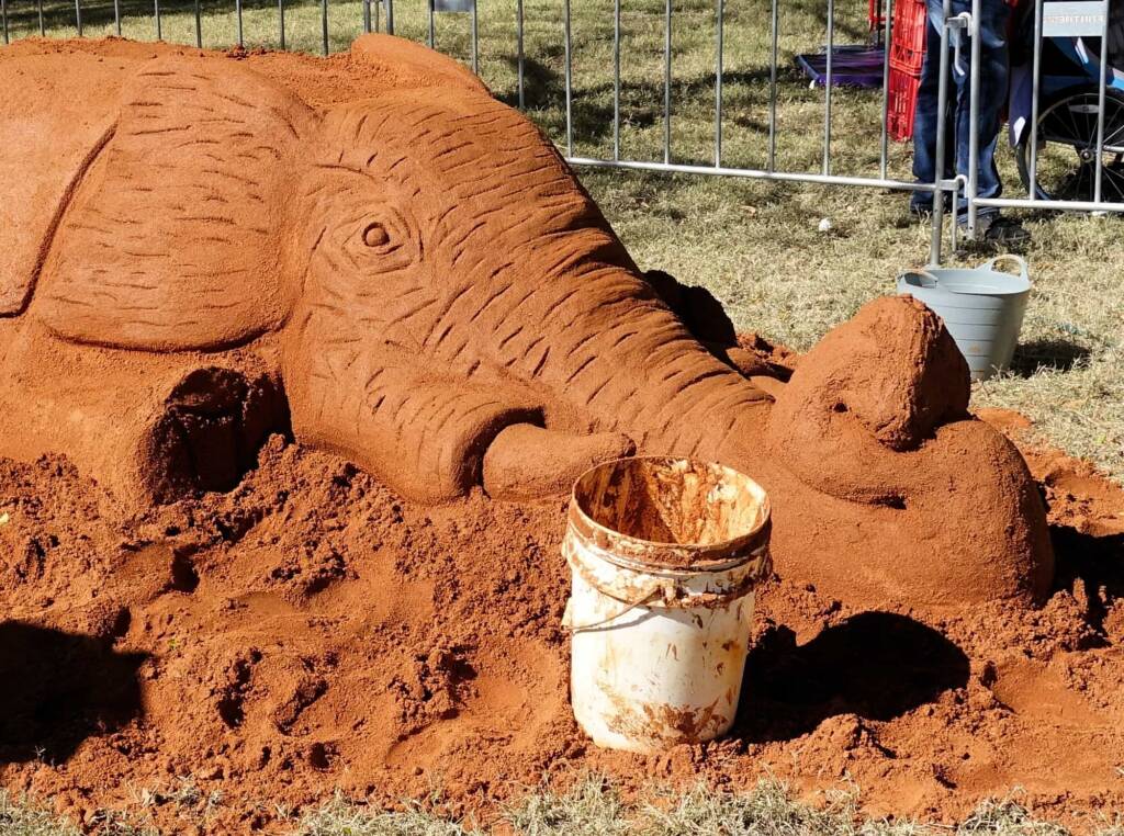 Sandology Sand Sculpting by Steve at the Alice Springs Show 2023