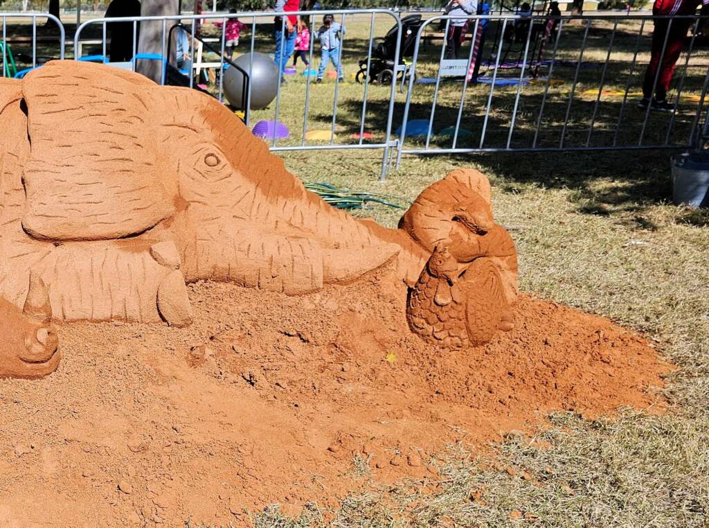 Sandology Sand Sculpting by Steve at the Alice Springs Show 2023