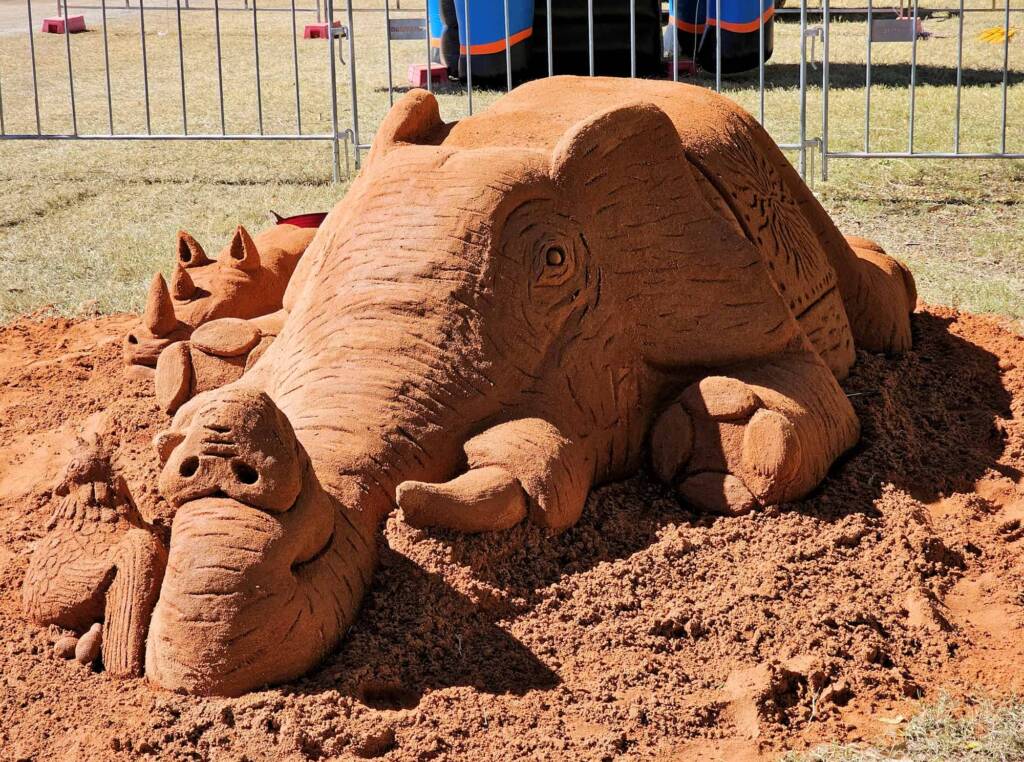 Sandology Sand Sculpting by Steve at the Alice Springs Show 2023