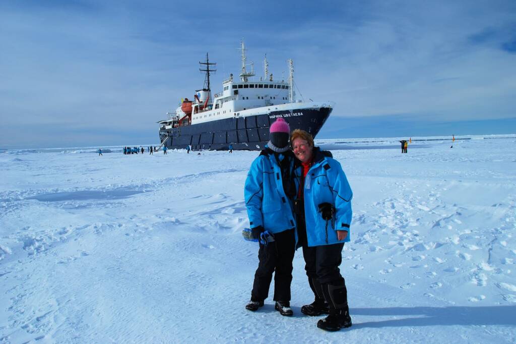 Fellow travellers to the Antarctic © Jennifer Cooke