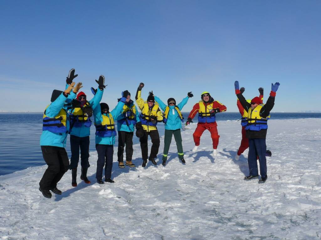 Fellow travellers to the Antarctic © Jennifer Cooke