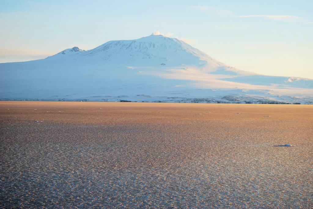 Mount Erebus sunset, Antarctica © Tony Mitchell (courtesy of Jennifer Cooke)