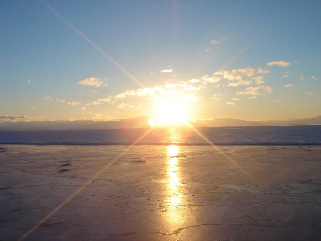 Midnight from McMurdo Station, Antarctica © Tony Mitchell (courtesy of Jennifer Cooke)
