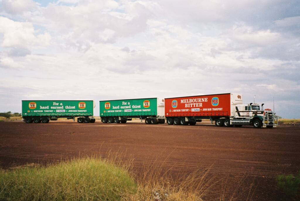 Beer Road Train (Melbourne Bitter) © Hans Boessum