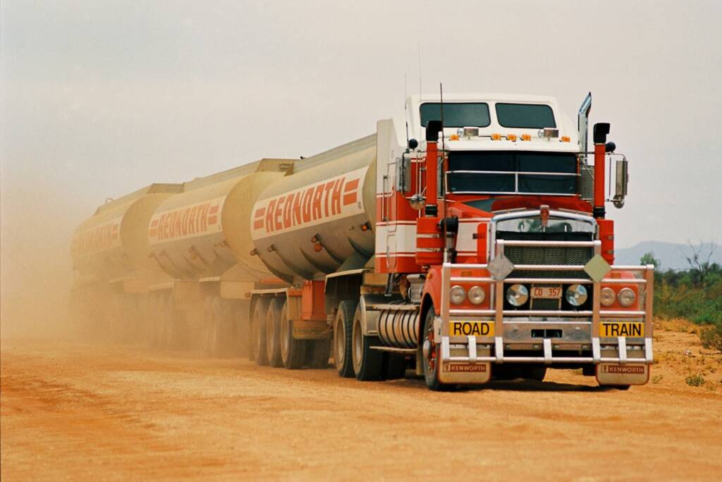 Rednorth Road Train © Hans Boessum