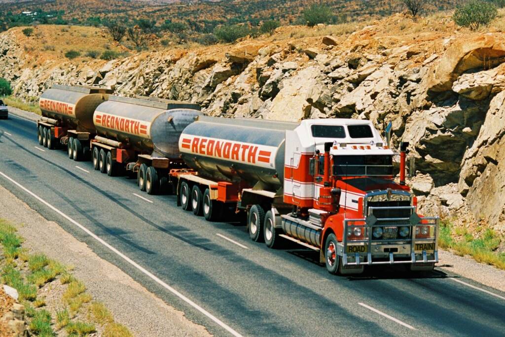 Rednorth Road Train © Hans Boessum