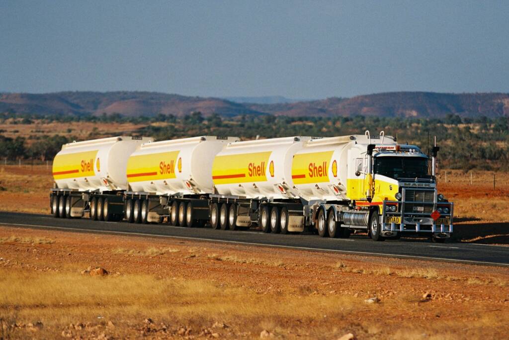 Shell Petrol Tanker Road Train, Central Australia © Hans Boessum