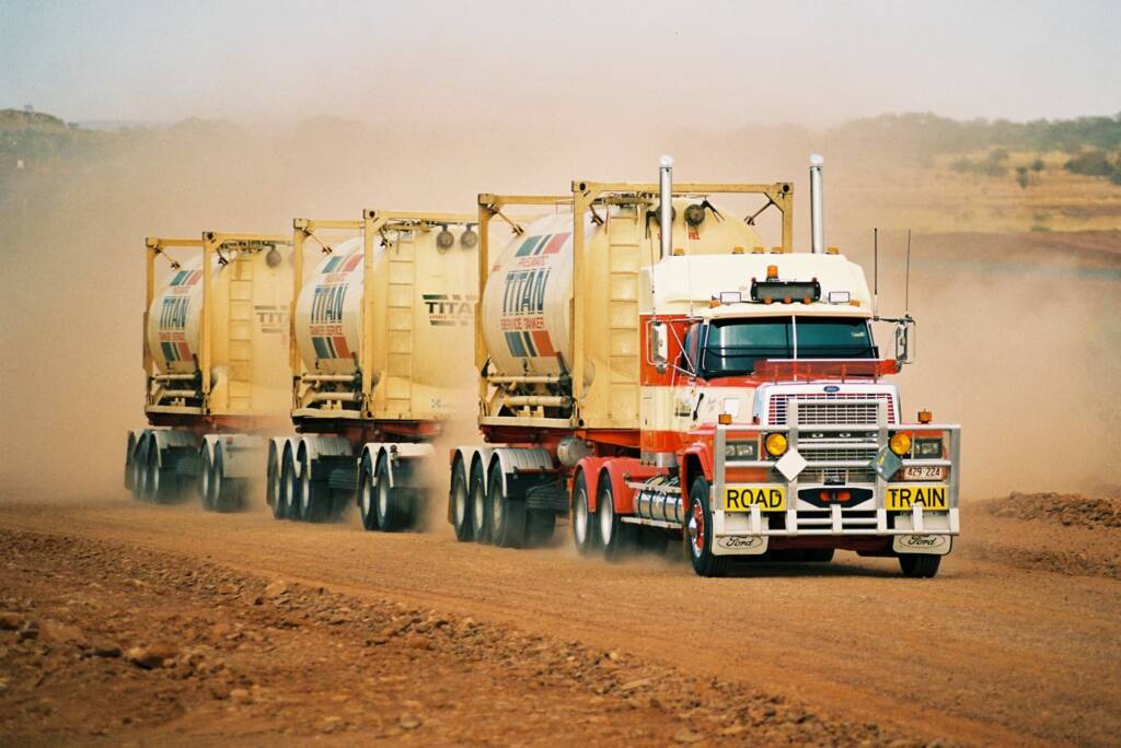 Titan Road Train © Hans Boessum