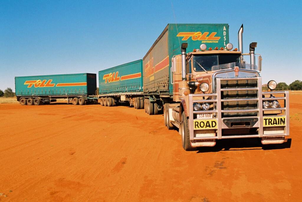 Toll Road Train © Hans Boessum