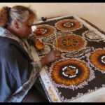 Kamiku Ara (Grandmother's Way), 2010 by Trephina Sultan Thanguwa