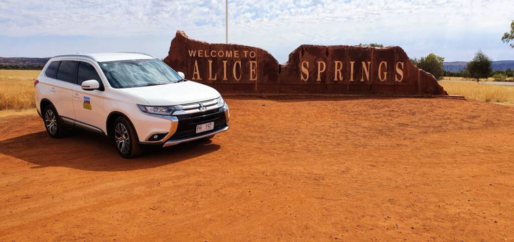 Bev's Private Tours - Alice Springs / Central Australia NT