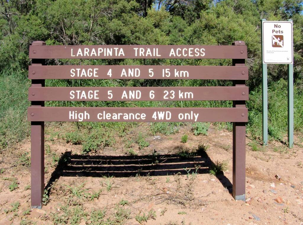Larapinta Trail Access - Birthday Waterhole, Tjoritja /​ West MacDonnell National Park