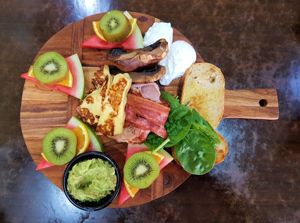 Breakfast at Piccolo's Cafe, Alice Springs