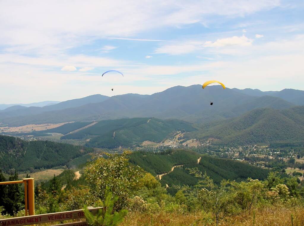 Paragliding from Mystic at Bright, VIC