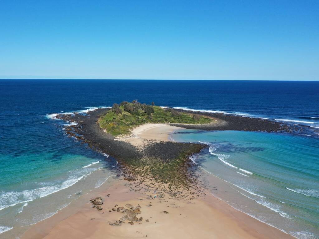 Green Island, South Coast NSW © Phil Warburton