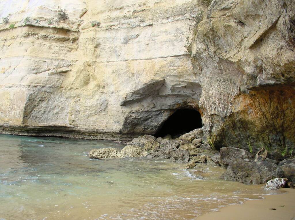 Cave at Loch Ard Gorge, Great Ocean Road, VIC